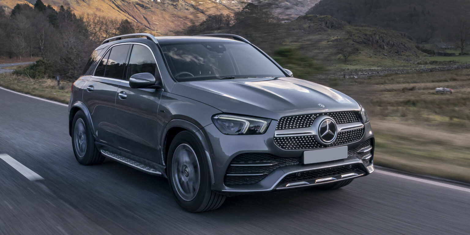 Top 10 Luxury SUVs To Buy In 2023 – AutoButter